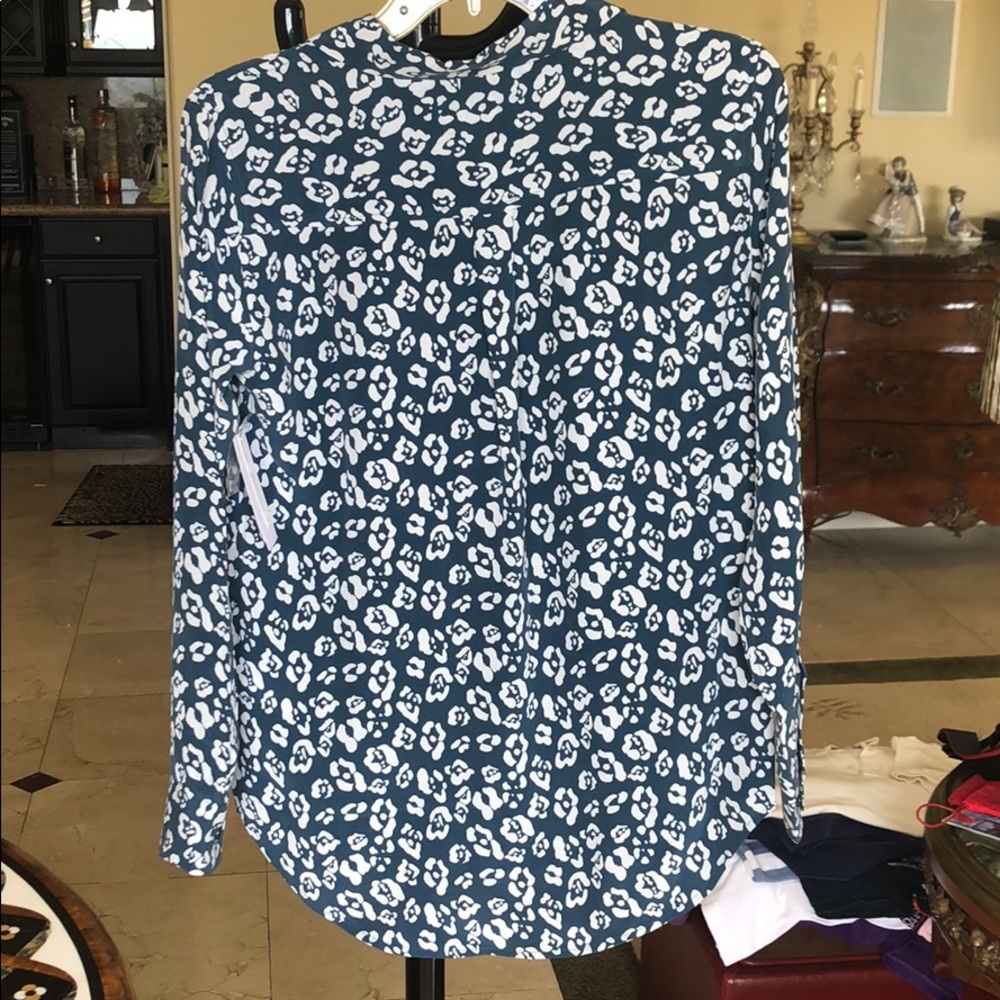 Equipment Femme Slim Signature Silk Shirt - Picture 4 of 5